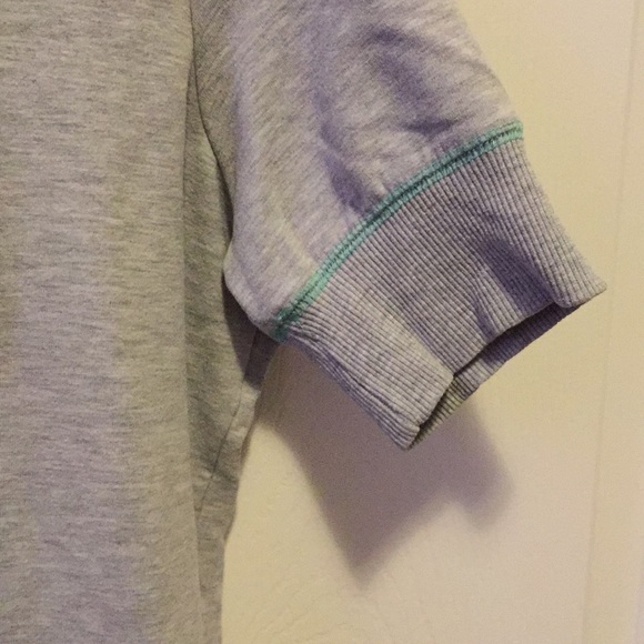 Garage Short Sleeved V-neck Hoodie - Picture 4 of 7